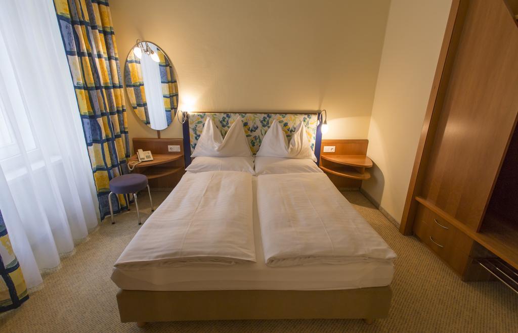 Starlight Suiten Hotel Renngasse Wien Eksteriør billede