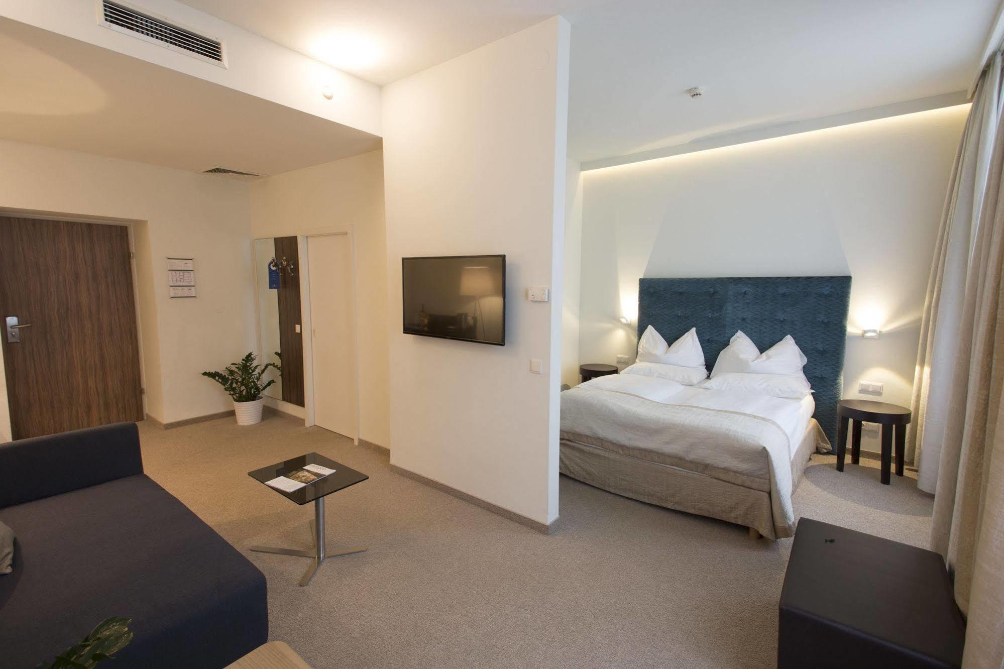 Starlight Suiten Hotel Renngasse Wien Eksteriør billede